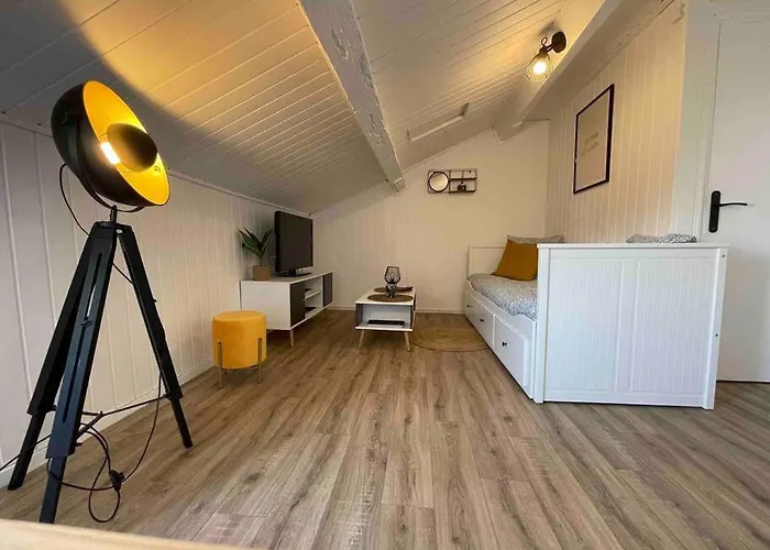 Studio Cosy, En Centre, Proche Gare, Vue Degagee